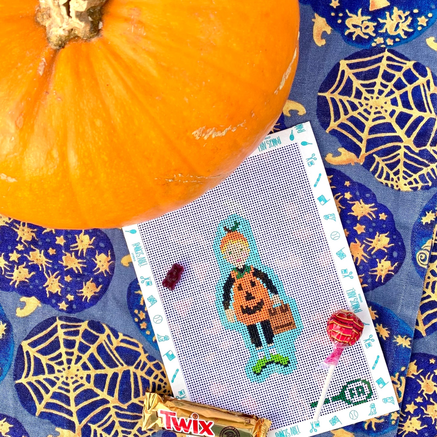 Trick or Treaters - Girl & Boy Pumpkins